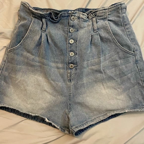 Soho Pants - Soho high rise mom jean shorts